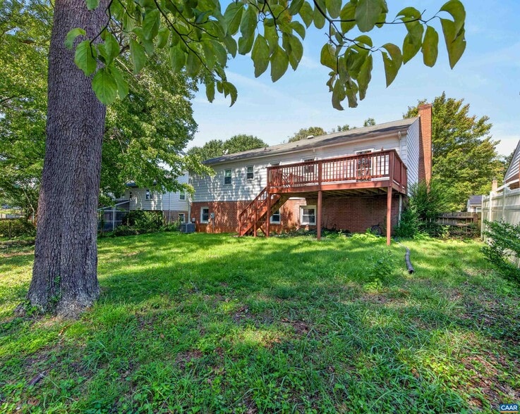 308 Eastbrook Dr