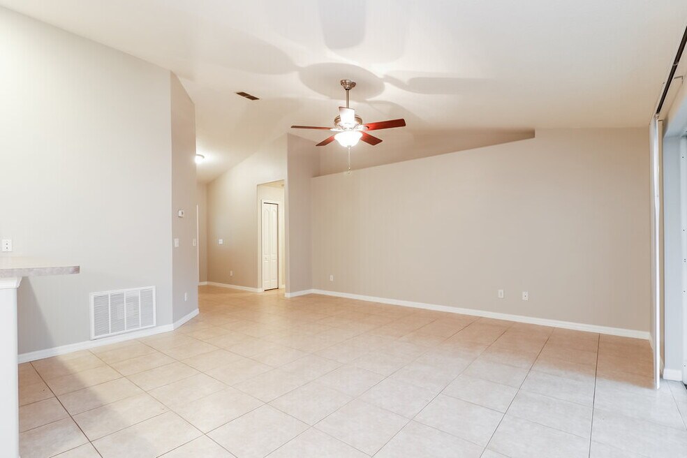 2338 Rothenfeld Ct