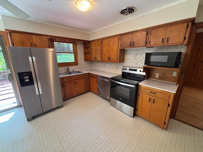 Photo - 1054 N Eva Ave