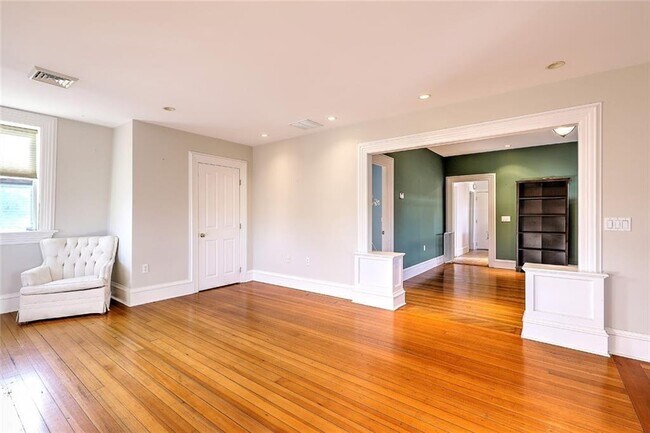 Photo - 225 Carpenter St Unit 3