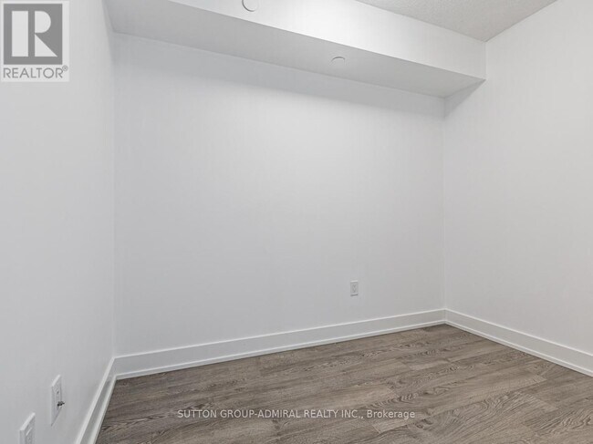 Photo - 7 Mabelle Ave Unit 301