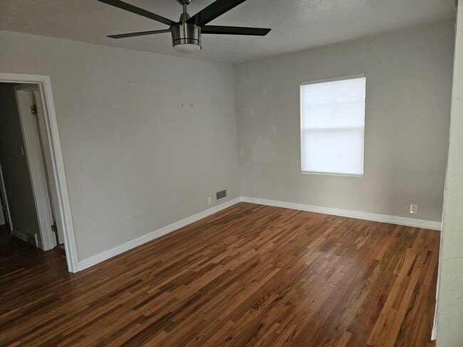 Photo - 324 W Center St Unit 1