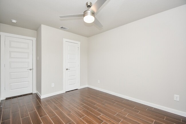 Photo - 3831 Sparkman Ln