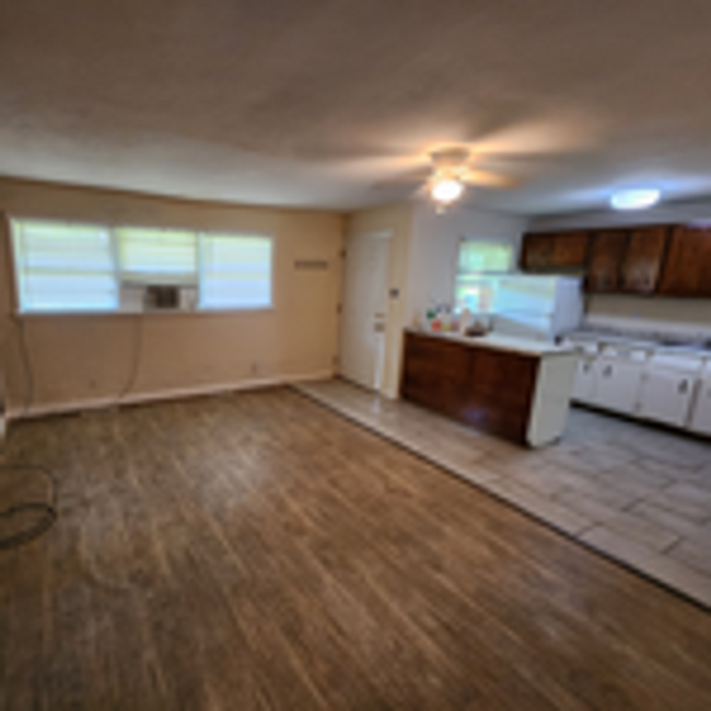Photo - 130 Apple Tree Rd Apartment Unit C