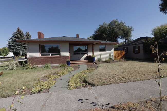 Photo - Charming 2 Bed / 1 Bath Home in Redmond!