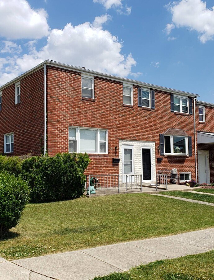 Photo - 926 Regina Dr