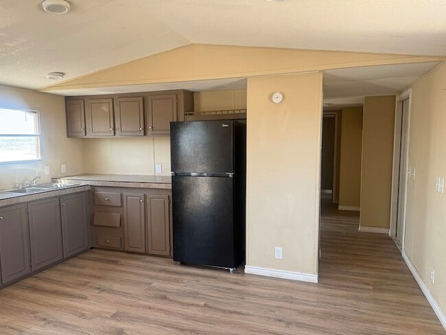 Photo - 327 Lewis Dr