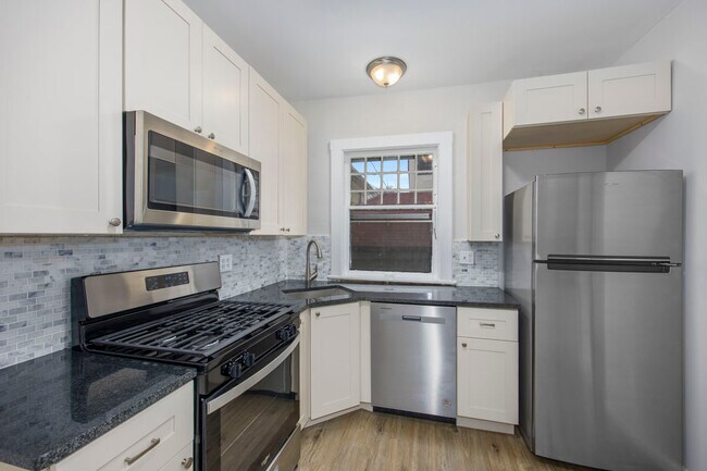 538 Logan St SE