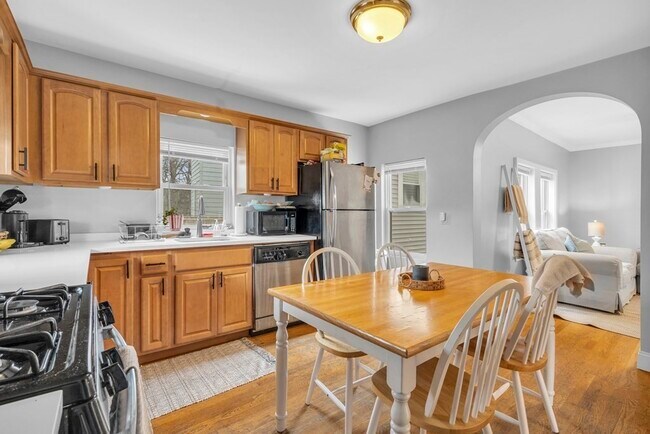 Photo - 180 W 8th St Unit 2