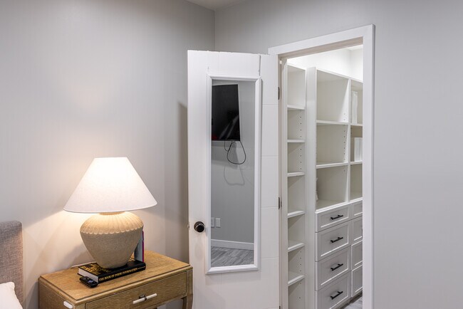 Photo - 8141 Hinds Ave