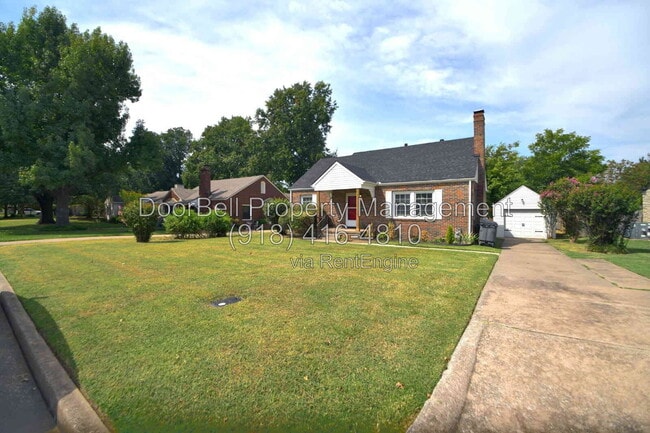 1150 S Oswego Ave