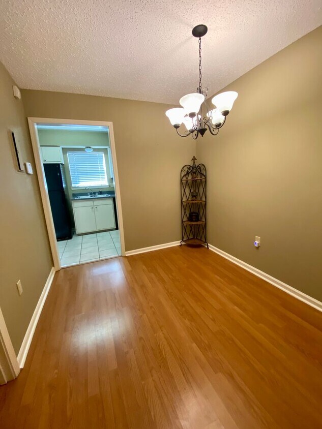 Photo - Great Location 2 BR Townhome 1720 Brightside Dr. Apt. #A Near LSU $1100.00