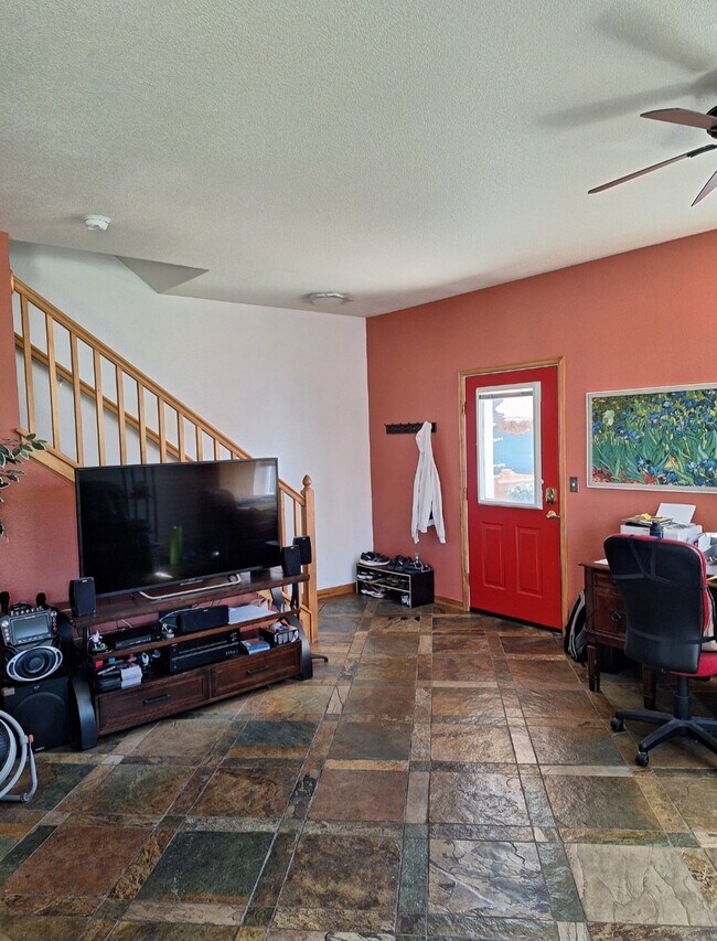 Photo - 1363 Lindenwood Grove