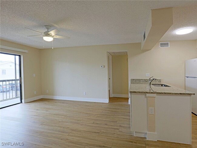 Photo - 5311 Summerlin Rd Condo Unit 1115