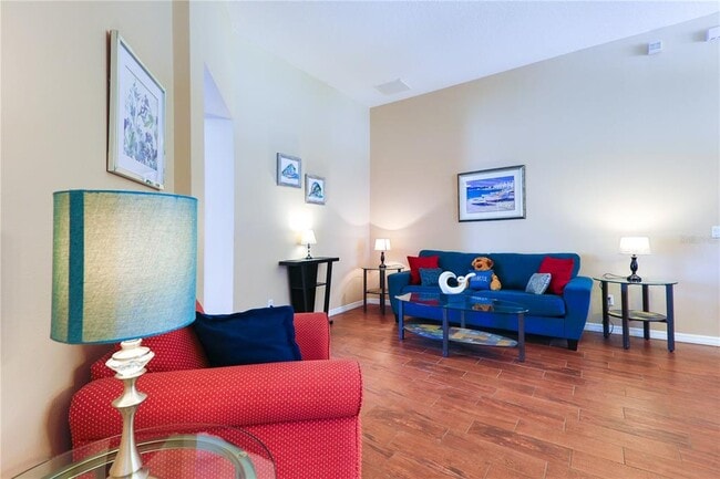 Photo - 331 Henley Cir