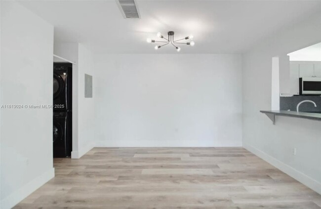 Photo - 4732 SW 67th Ave