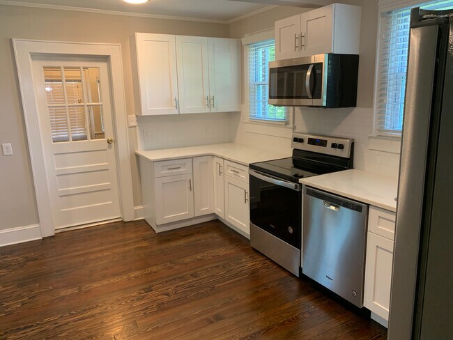Kitchen - 1283 Odell School Rd