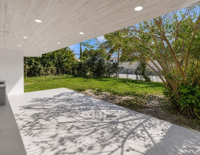 Photo - 12845 NW 2nd Ave