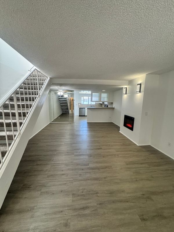 Building Photo - 2715 Abbot Kinney Blvd Rental