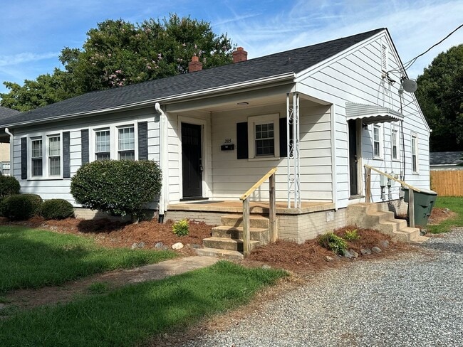 Building Photo - 205/207 WATER STREET Unit 205