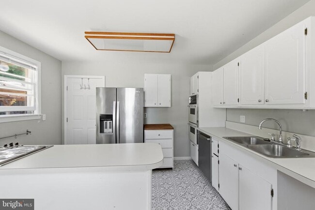 Photo - 3141 Clayborne Ave
