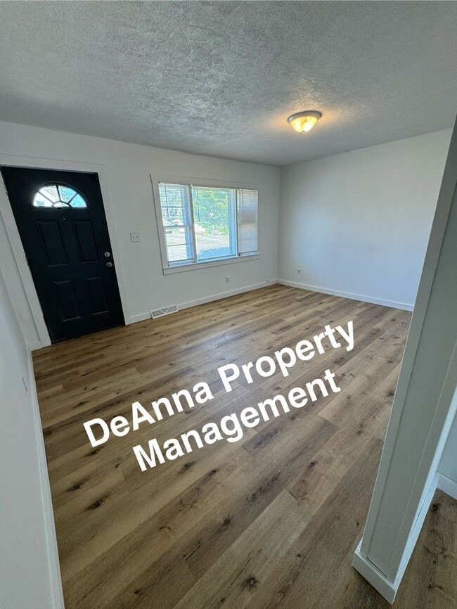 Photo - 3 Bedroom Single Home Lorain, Oh