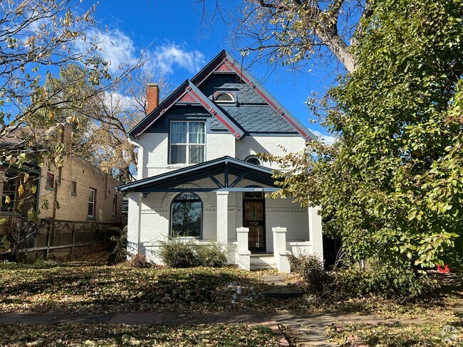 Building Photo - Remodeled and Updated Victorian in Five Po... Rental