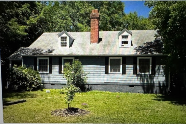 Photo - 208 Carr St