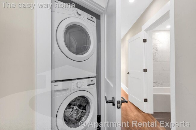 Photo - 105 School St Unit #2