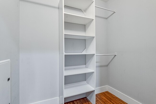 Photo - 424 Whiton St Unit 301