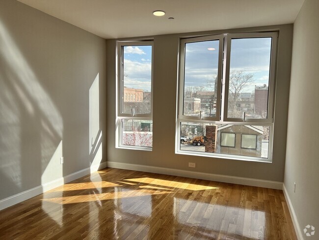 Building Photo - 10 Taber St Unit 304 Rental