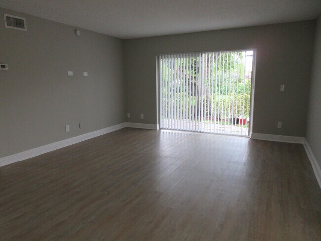 Photo - 4065 NW 114th Ave