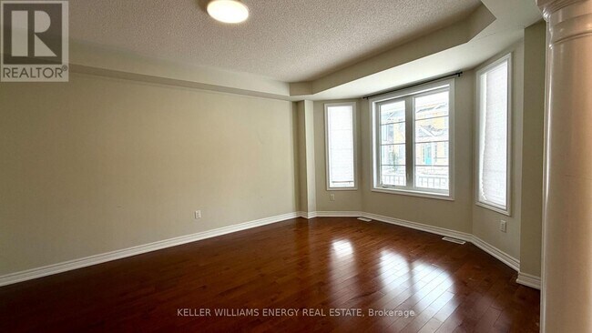 Photo - 53 Raven Cross Ave