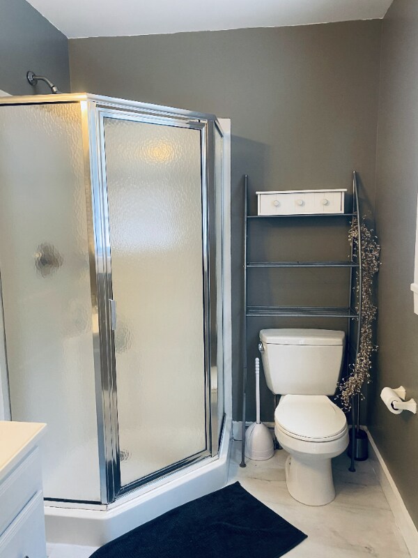 Photo - 755 Memorial Dr