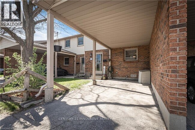Photo - 1330 Jalna Blvd