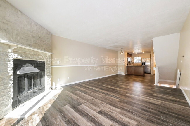 Photo - 8165 S Fillmore Way