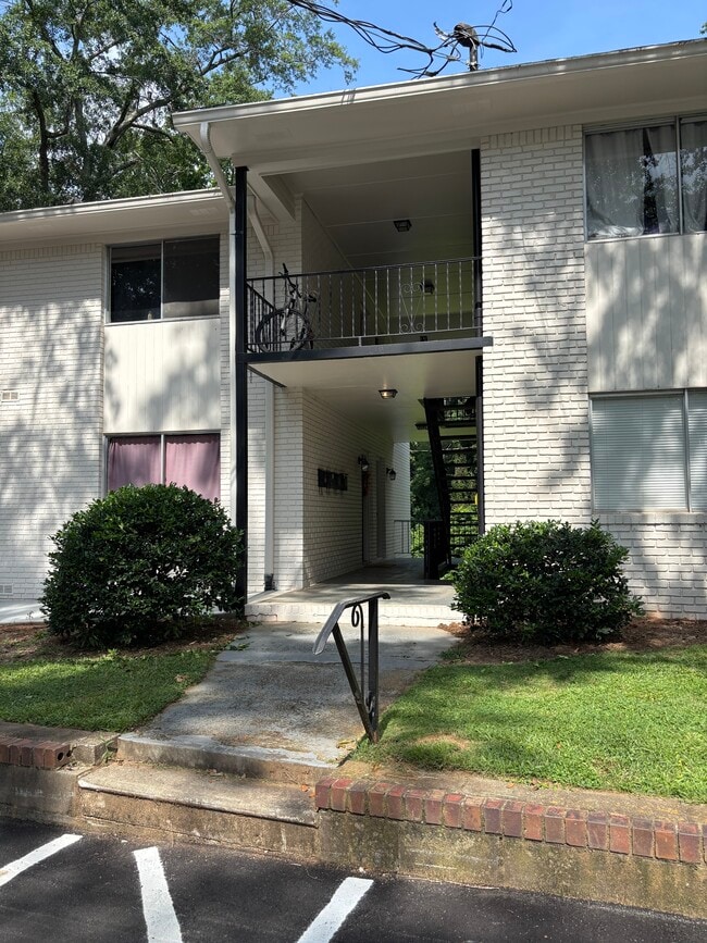 146 Jackson Street - Jackson Street Apartments
