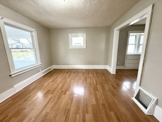 Photo - 1174 Tampa Ave