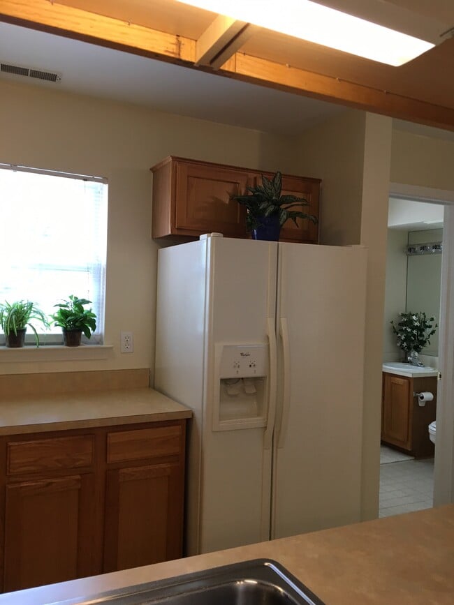 Photo - 1376 Village Dr