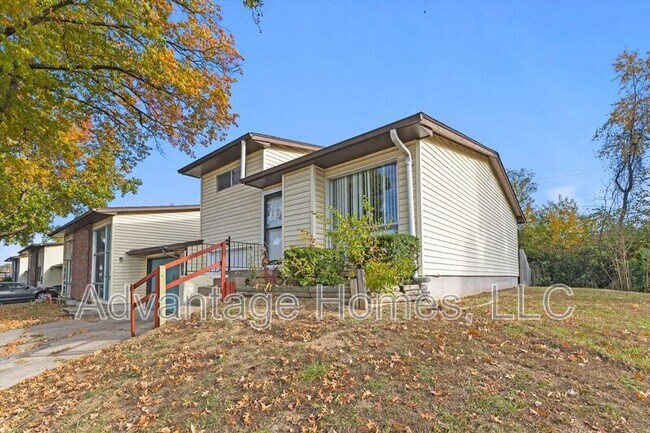 Building Photo - 805 N 70th St