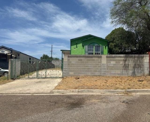 Building Photo - 8508 Superior Dr Rental