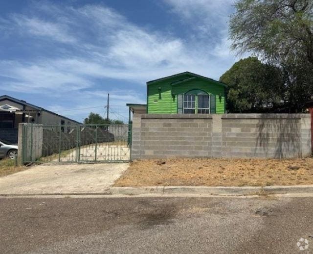 Building Photo - 8508 Superior Dr Rental