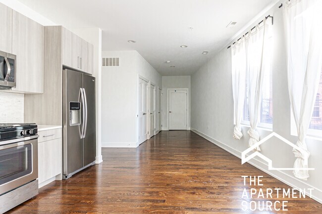 Photo - 4428 N Sheridan Rd Unit 3B