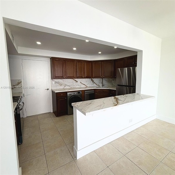 Photo - 1408 Brickell Bay Dr Unit 1104