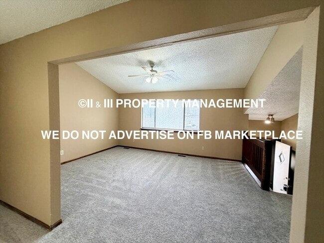 Photo - 1424 E Mart-Way Cir