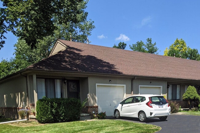 Villas on Hufford