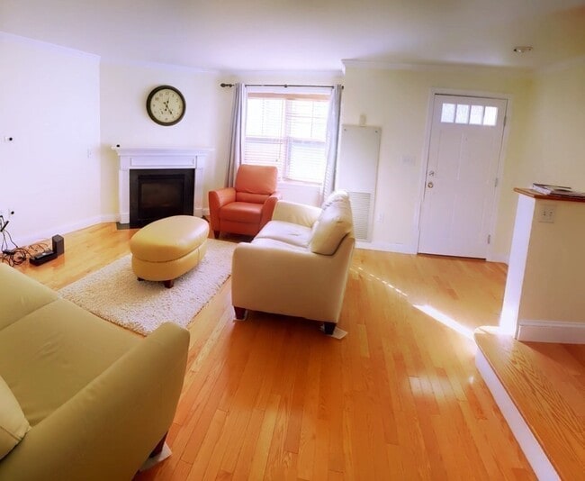 Photo - 2 St Paul St