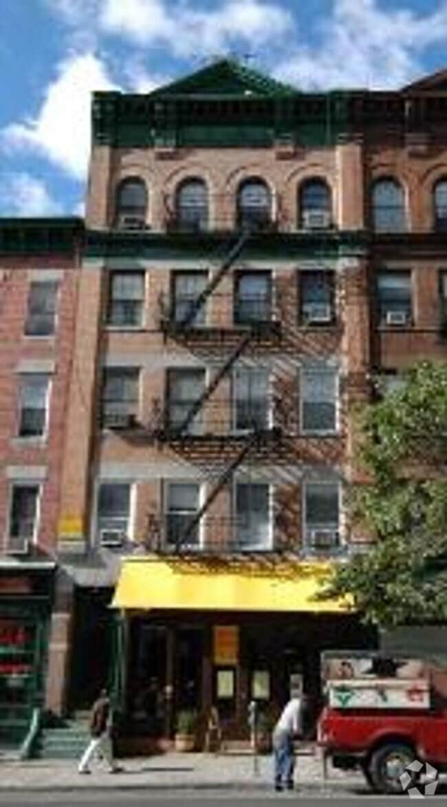 Building Photo - 462 Amsterdam Ave Rental