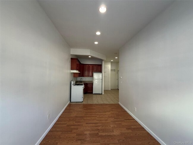 Photo - 86-28-86-80 80th St