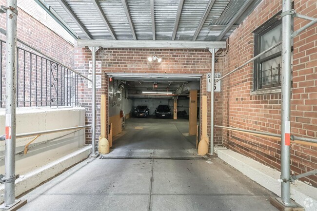 Building Photo - 110-45 71st Rd Unit 2M Rental
